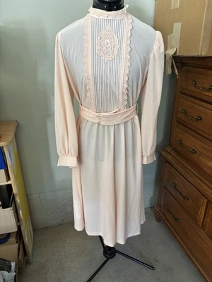 Vestido Rosa Jennifer Gee Vintage Años 70/80 con Detalle de Encaje Talla S Foto 1 de 4