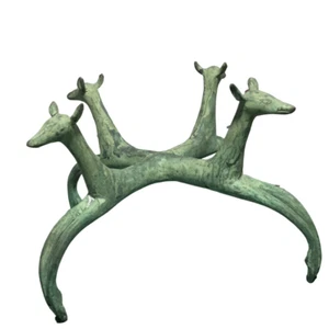 Escultura moderna de mediados de siglo con forma de ciervo de bronce fundido - Imagen 1 de 8