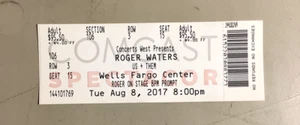 ROGER WATERS - 8/8/2017 - Wells Fargo Center - Philadelphia, PA - Picture 1 of 2