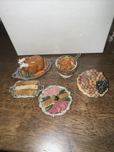 VINTAGE DOLLHOUSE MINIATURE MEAT TRAY/ PLATTER - SMALL WONDERS Thanksgiving - Picture 1 of 4