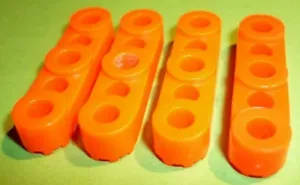 Cuatro tiras espaciadoras de plástico estrecho Meccano, parte 260c, varios colores disponibles - Imagen 1 de 11