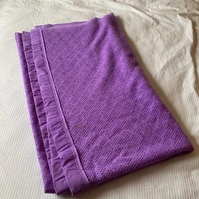 Vintage Lilac Cellular Acrylic Nylon Blanket Bedcover Throw Trim 72 x 88 inch - Image 1 of 4