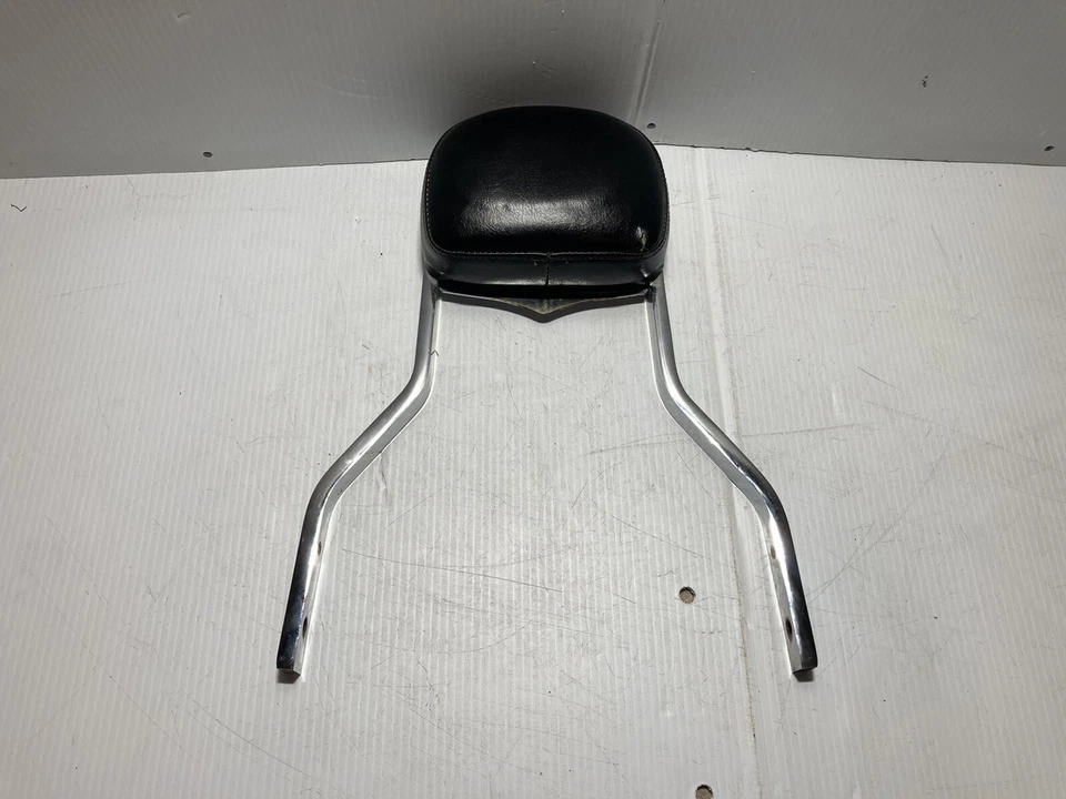 2006 Kawasaki Vulcan 900 Sissy Bar, Passenger Backrest (Small Tear)    (OEM) - Imagem 1 de 4