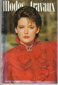 MODES ET TRAVAUX N°976 Mars 1982 page poupées tricot couture  - Picture 1 of 4