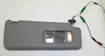 2004 - 2007 TOYOTA HIGHLANDER OEM GRAY PASSENGER SUN VISOR TESTED FREE SHIP B6 - Imagem 1 de 3