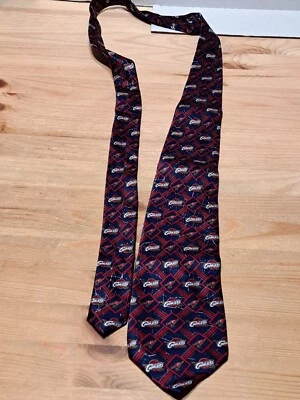 Corbata Cleveland Cavaliers NBA Eagles Wings azul rojo baloncesto seda Foto 1 de 4