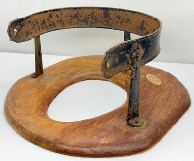 RARO Antiguo Cadillac Asiento de Bebé Madera Metal Cadillac Muebles Detroit Potty LEER Foto 1 de 4