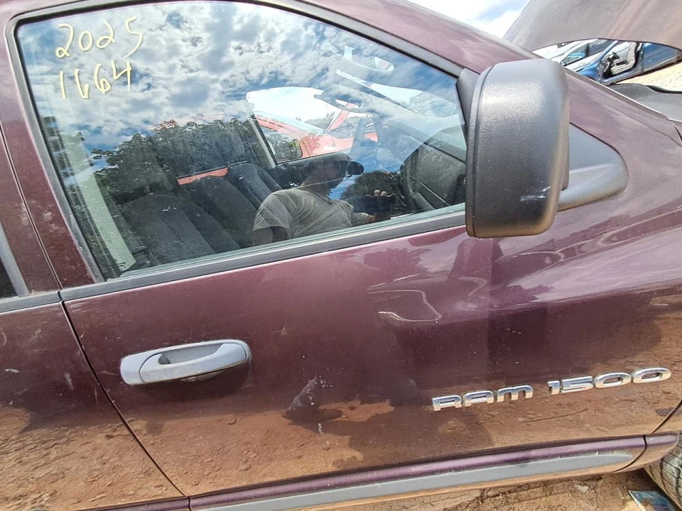 (LOCAL PICKUP ONLY) Passenger Front Door Quad Cab 4 Door Fits 03-07 DODGE 1500 P Foto 1 de 1