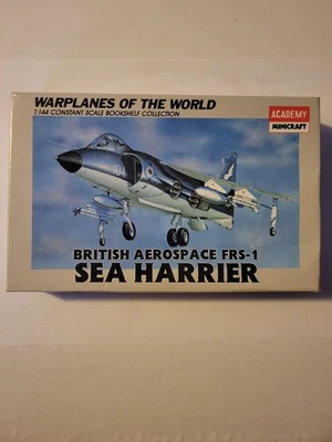 Kits de modelos de aviones 1/144 Academy BAE FRS-1 Sea Harrier #4425 Foto 1 de 2