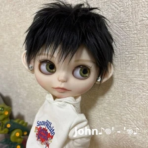 Muñeca Icy Personalizada 1/6 BJD ÚNICA Cabello Marrón Oscuro Piel Blanca Peluca Incluida Talla Blythe - Imagen 1 de 9