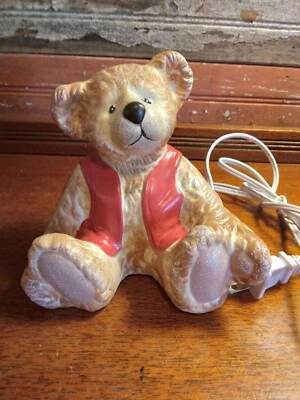 Lámpara de cerámica vintage TEDDY BEAR 5" X 5" luz nocturna bebé guardería ¡FUNCIONA muy bien! Foto 1 de 2
