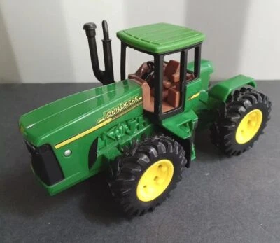 John Deere Remolque Granja Tractor Juguete Plástico 8" J0515YL01 Coleccionar Licencia Usado Foto 1 de 4