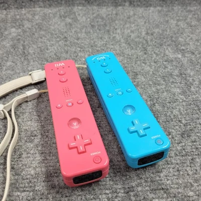 Juego Nintendo Par de Mandos Wii (1) Wii (1) Wii MotionPlus INTERIOR Rosa/Azul Foto 1 de 4