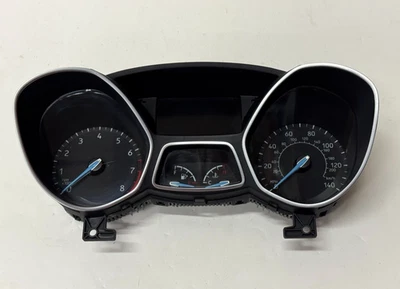 Cuadro de instrumentos velocímetro Ford Focus 2015 indicadores 84 millas F1ET-10849-CTG Foto 1 de 4