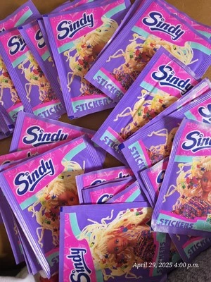 Sindy Collector Cards - Image 1 of 3