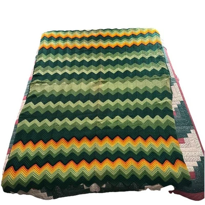 Manta afgana vintage de ganchillo a mano Chevron multicolor 80 x 54 pulgadas Foto 1 de 4