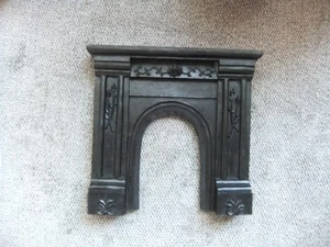 Puppenstube verziert Resin Antik Kamin Feuer 1:12. Maßstab 11x12 cm - Bild 1 von 4