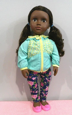 Hermosa muñeca afroamericana de vinilo y tela de 18" de nuestra generación de Battat Foto 1 de 4