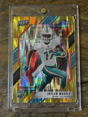 2021 Jaylen Waddle Panini VIP Rookie Gold /10 Dolphins RARE - Image 1 of 2