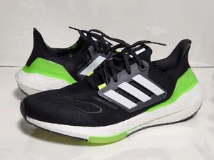 Size 10.5 - adidas UltraBoost 22 Black Solar Green 2022 - Picture 1 of 5
