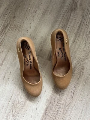 Melissa Vivienne Westwood velvet effect rubber heels , beige color US7 Used - Image 1 of 4