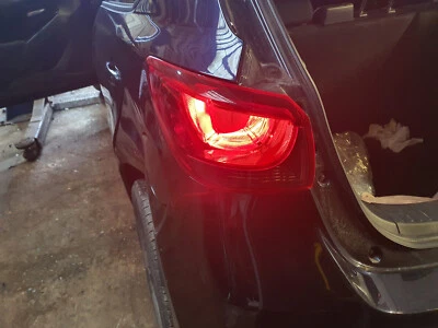Mazda 2 Sport 2018 navegación + MK4 5 puertas escotilla trasera izquierda exterior luz trasera ref10080 Foto 1 de 4