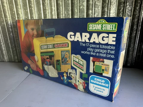 NEW VINTAGE 1980 Child Guidance Sesame Street Garage Bert Ernie Playset old stoc Cover