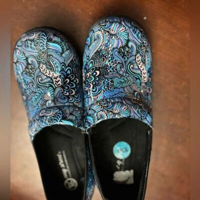 Easy Street 10w Laurie antideslizante azul paisley enfermera oficina carrera comodidad Foto 1 de 4