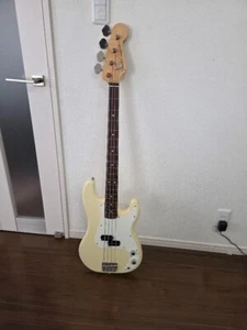 Fender Precision Bass 4-String Electric Bass Classic Tone w/Soft Case From JAPAN - Picture 1 of 10