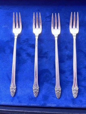 Gorham - Cubiertos de plata esterlina soberana: (4) tenedores de cóctel/tenedores de mariscos Foto 1 de 4