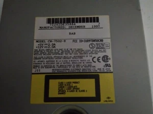 Panasonic CW-7502-B 8X 4X SCSI 50 PIN. Internal CD-R Drive - CW-7502B / CW7502B - Afbeelding 1 van 3