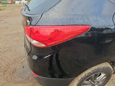 HYUNDAI IX35 2013 MK1 REAR OUTER TAILLIGHT BRAKE LIGHT LAMP RIGHT SIDE /2009-15 — 第 1/4 张图片