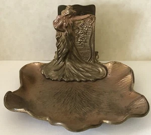 Bandeja porta fósforos de metal de hierro fundido con figura Art Nouveau con acabado de bronce antiguo - Imagen 1 de 8