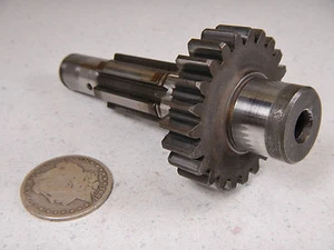 88 KAWASAKI KAF450 B1 TRANSMISIÓN DE MULA EJE DE SALIDA - Imagen 1 de 4
