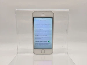 Apple iPhone SE 1st Gen - 64 GB - Silver - MLLY2LL/A - Unlocked - Photo 1 sur 8