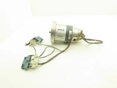 Asea F9M4H FD 57299 AXEM DC Servo Motor 35vdc 3000rpm .168kW / .225Hp - Image 1 of 4