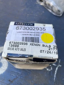 Maserati OEM 673002935 Xenon Bulb 25w - Bild 1 von 1