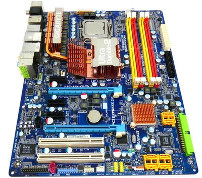 Gigabyte GA-X48-DS4 Motherboard socket 775 with Intel Q9300 CPU + IO Shield - Image 1 of 4