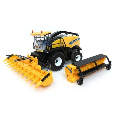 1/32 New Holland FR850 Self-Propelled Forage Harvester ERTL Prestige 13875 - Image 1 of 4