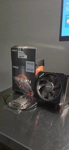 AMD Ryzen 7 3700X 3rd Generation Processor with Wraith Cooler And Box - Photo 1/4