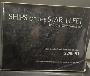 Ships of the Star Fleet Volume One 2290-91 by Calon Riel Reference Guide - Imagen 1 de 8
