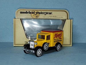 Matchbox Models of Yesteryear Model A Ford Van Y-22 Maggi NiB - Picture 1 of 6