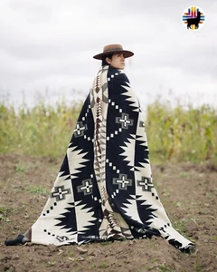 HANDMADE ALPACA BLANKET (Brown Holzstapel) FREE SHIPPING IN USA - Picture 1 of 9