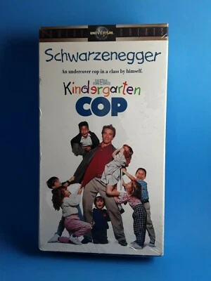 Kindergarten Cop (VHS)☆Arnold Schwarzenegger☆Brand New/Factory Sealed☆Ships Free Foto 1 de 4