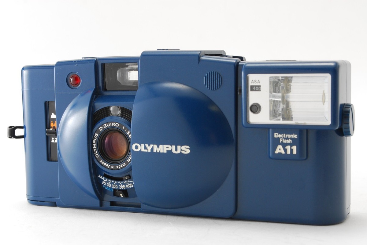 オリンパス　xa3 with electronic flash a11 箱付き Olympus XA3 with camera pouch and A11 flash in original