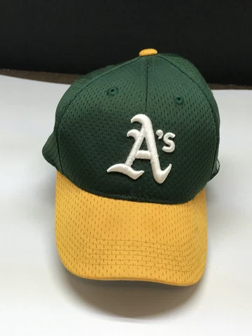 Oakland A’s Fitted Ball Cap S/M Good Condition Made By Outdoor Cap Green Yellow Cover