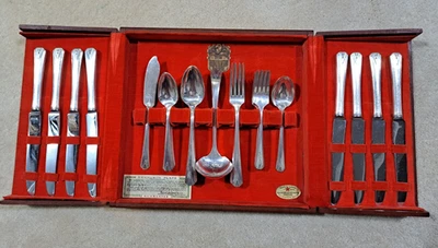 Oneida 社区盘子多维尔银盘艺术装饰套装 CP 木盒 42 件 — 第 1/4 张图片