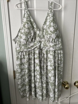 Vestido de Natación Bloomchic Estampado Floral Cuello en V Volantes Dobladillo Detalle Acanalado Verde 26 4X Foto 1 de 4