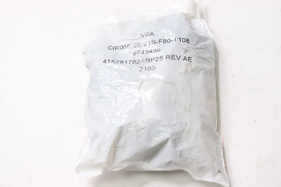 Enchufe conector crimpado ITT Cannon Silver 13A 700VDC CIR06F-28-21S-F80-T108 Foto 1 de 1