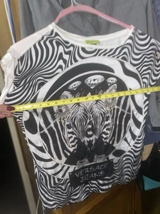 Versace Short Sleeve T-Shirt Size 6 White Medusa Logo Black - Picture 1 of 10